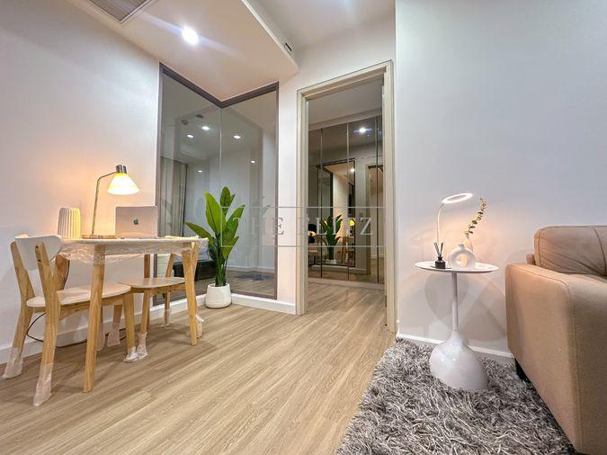 รูป ✨  Fully renovated throughout | Extraordinary value in prime Sathorn | Serene living in prestigious area ✨ - รูปที่ 5/24