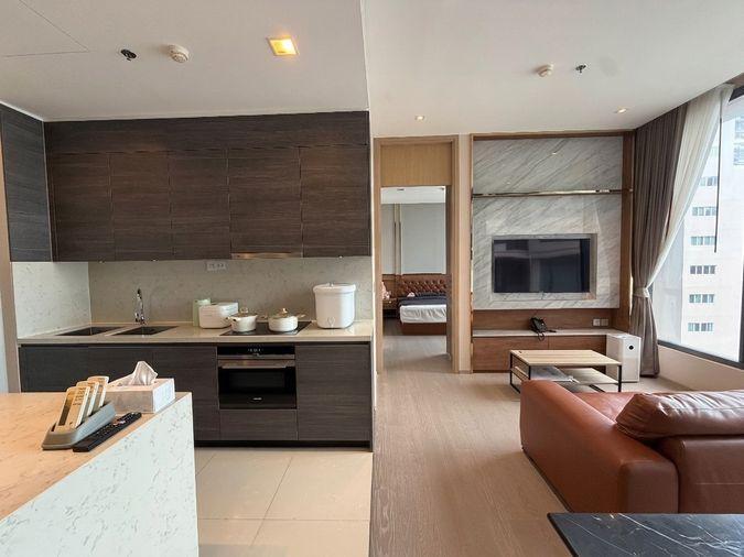 รูป The Esse Asoke | Luxury 2-Bedroom in a Asoke Location 75sqm only 66,000THB! - รูปที่ 2/12