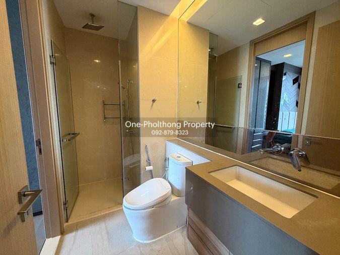 รูป The Esse Asoke | Luxury 2-Bedroom in a Asoke Location 75sqm only 66,000THB! - รูปที่ 12/12