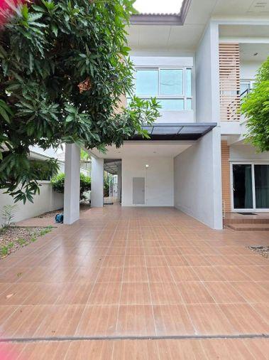 รูป ขายบ้านเดี่ยวมือสอง พัทยา โครงการภัททรา วิลเลจ พร้อมเข้าอยู่  - รูปที่ 2/19