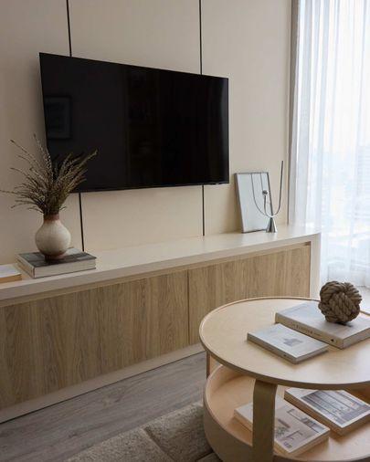 รูป Rhythm Ekkamai Estate ห้องดีไซน์เรียบหรูในโทนธรรมชาติ จัดวางพื้นที่ได้อย่างเป็นสัดส่วน พร้อมมุมรับประทานอาหาร - รูปที่ 4/7