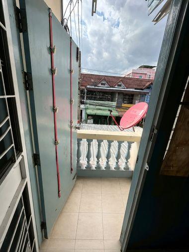 รูป 🟠ขายด่วน !! ทาวน์เฮ้าส์ 2 ชั้น ขายตามสภาพ หมู่บ้านสินธานี 1 ซอยนวมินทร์ 93 (ซอย 2/3) ทำเลดีมาก ✅เหมาะสำหรับอยู่อาศัยเอง หรือซื้อลงทุน - รูปที่ 12/12