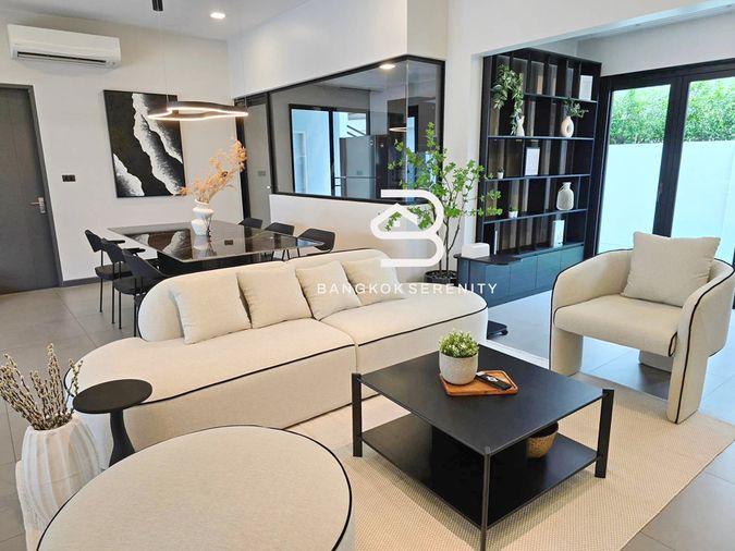 picture Luxury house for rent at Vive Bangna Km.7 - 3/17