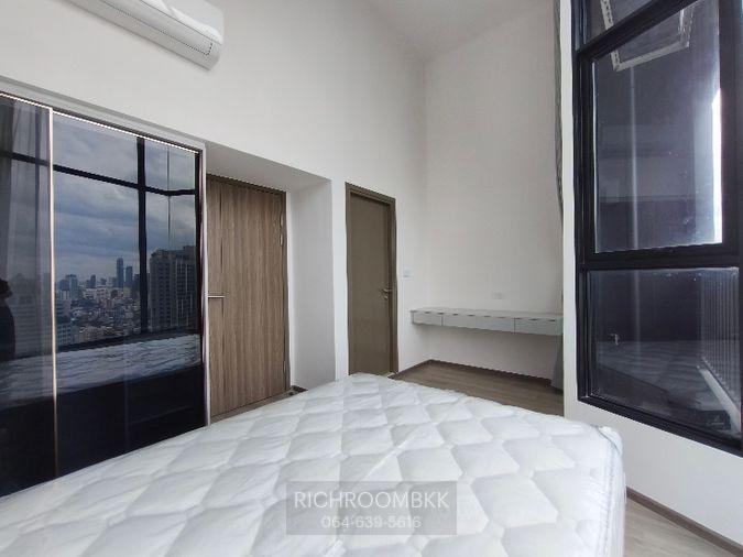 picture New 1 Bed plus Duplex with private home office & closed kitchen - 12/21
