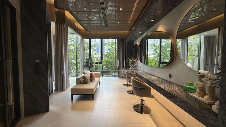 รูป ✨ Super Prime Luxury Condominium Opposite Central Ladprao | Direct Access to BTS Ha Yeok Lat Phrao & MRT ✨ - รูปที่ 16/17