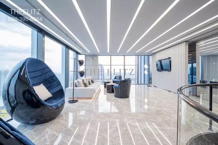 รูป ✨ Iconic Modern Residence Opposite Central Ladprao | Direct Skywalk Connection to BTS Ha Yeok Lat Phrao & MRT ✨ - รูปที่ 3/17