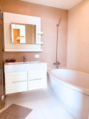 รูป 🔥 Baan Siri 31 ห้องสวย 1 Bedroom ชั้น 12 ขนาด 59 ตร.ม. ห้องใหญ่ใจกลางสุขุมวิท ใกล้ BTS พร้อมพงษ์ เพียง 39,000 บาท/เดือน! 🏙️✨ - รูปที่ 9/11