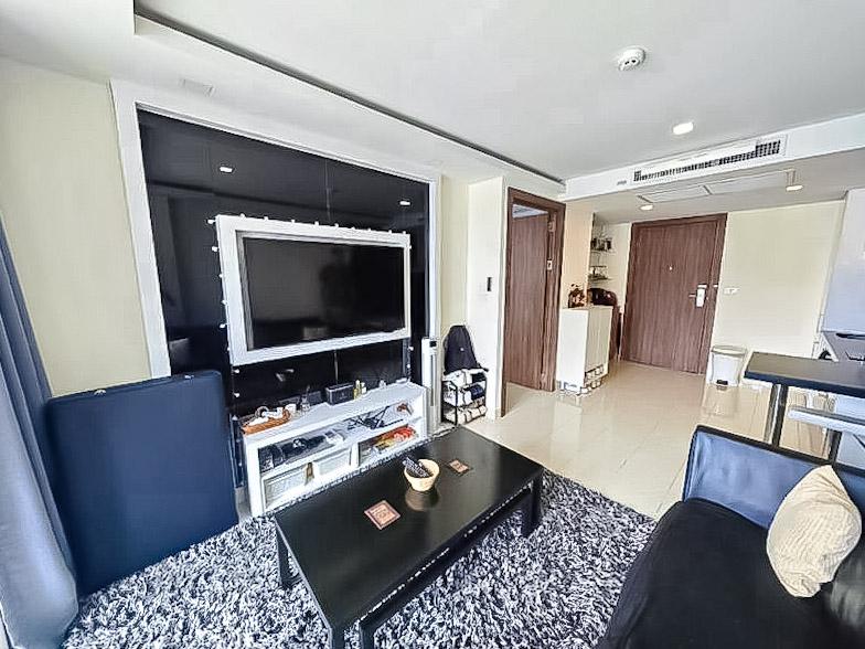 picture 1 Bedroom Condo for Sale Grand Avenue Residence Pool View - 1/7