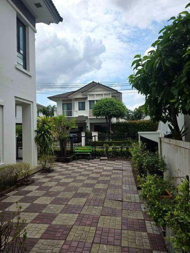รูป HR3789ให้เช่าบ้านเดี่ยว 2 ชั้น มัณฑนา เลค วัชรพล (ถนนสุขาภิบาล 5) บ้านสวย เฟอร์ฯ ครบ เครื่องซัก-อบผ้าในตัว ส่วนกลางทะเลสาบใหญ่ ใกล้ทางด่วน - รูปที่ 9/42