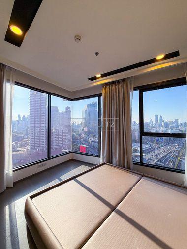 รูป ✨ Unobstructed Panoramic Views of Benjakitti Forest Park | Steps to MRT Khlong Toei & Expressway ✨ - รูปที่ 7/26