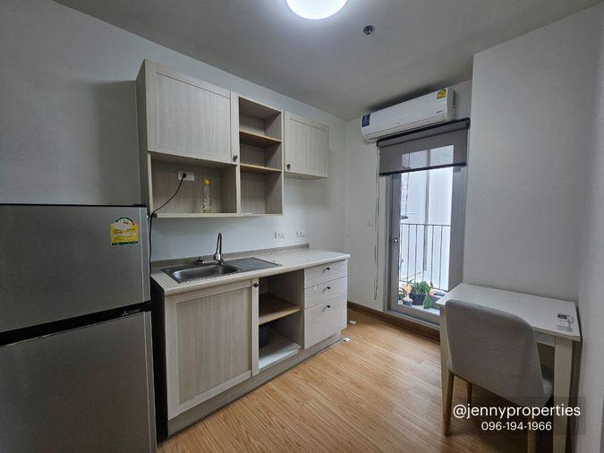 picture High Floor with River view , Renovated - 10/23