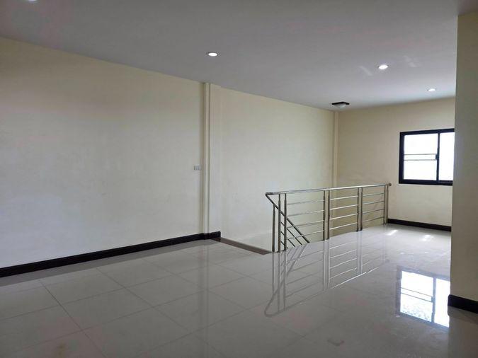 รูป HR3783ให้เช่าอาคารพาณิชย์ / ทาวน์โฮม 3 ชั้น โครงการ สุวรรณทาวน์โฮม (Suwan Townhome) ทำเลดี ซอยพหลโยธิน 54/1 - รูปที่ 34/35