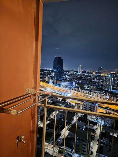 รูป ลุมพินี เพลส รัชดา–สาธุ ชั้นสูง วิวสวย ราคาดีที่สุดในโครงการ! ราคาแบบนี้หาไม่ได้แล้ว 2.5 ล้านบาทรวมโอน - รูปที่ 15/17