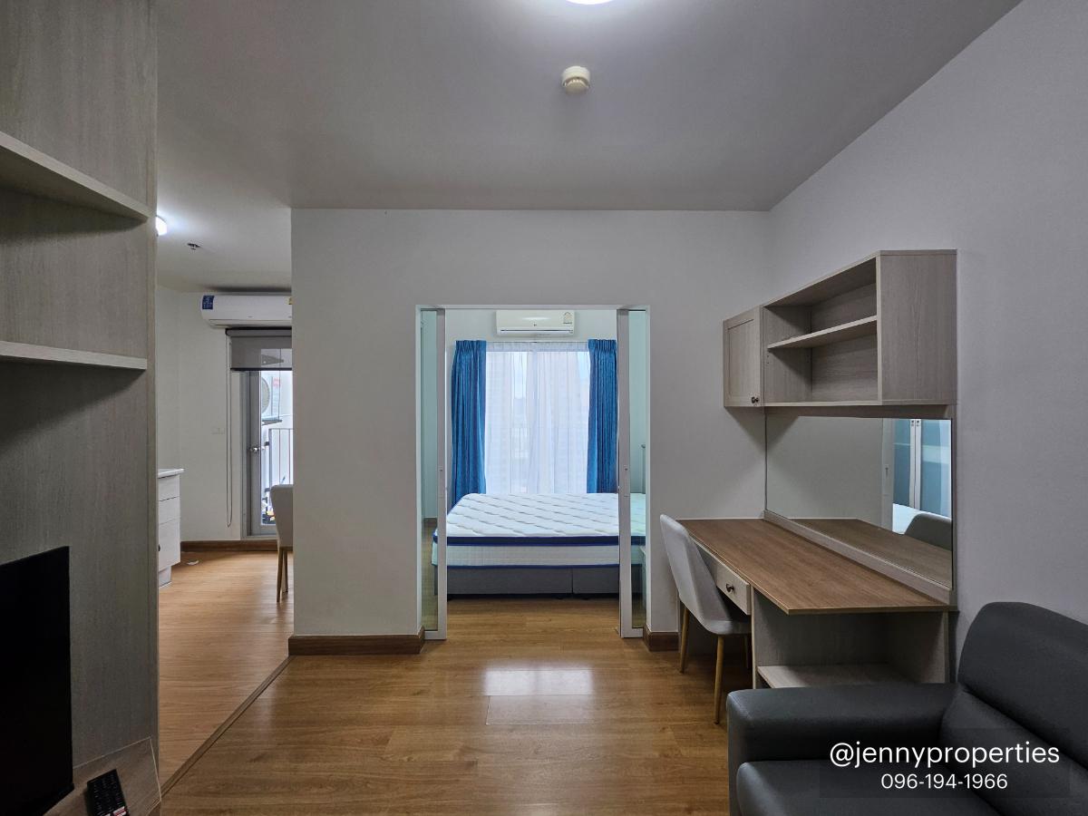 picture High Floor with River view , Renovated - 9/23