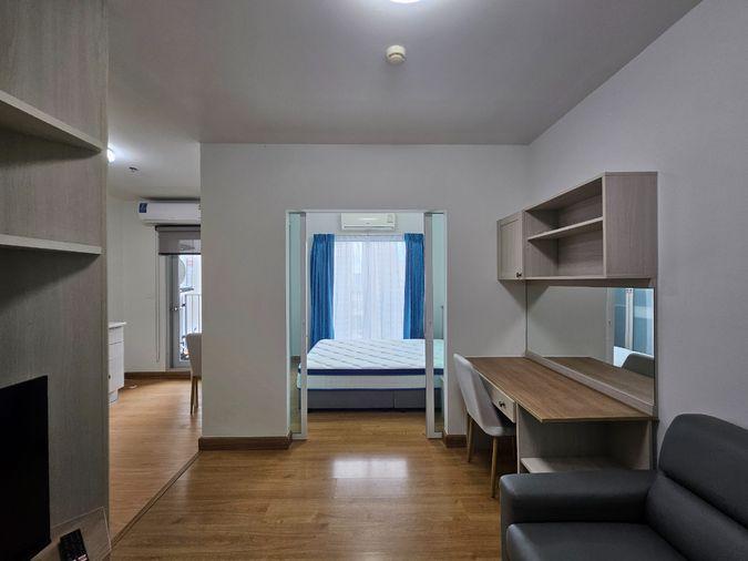picture High Floor with River view , Renovated  - 9/23