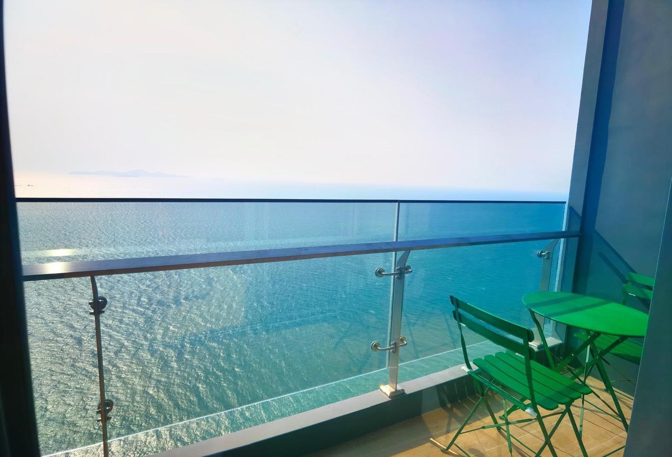 รูป 1 Bedroom Sea View Condo for Rent AROM WONGAMAT Pattaya - รูปที่ 1/10