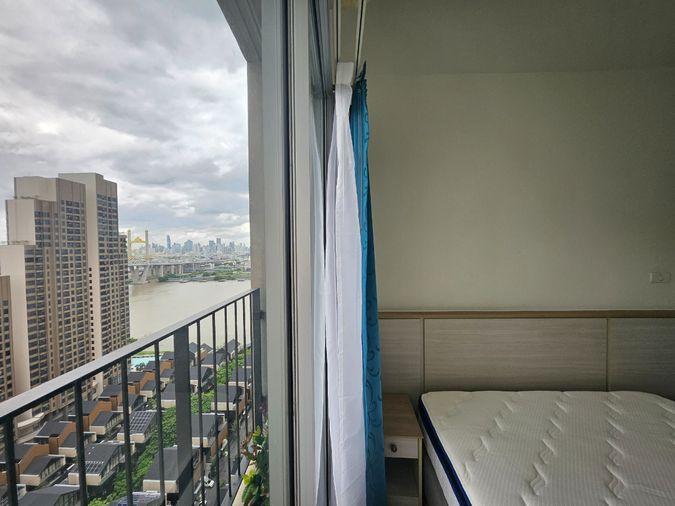 picture High Floor with River view , Renovated  - 2/23