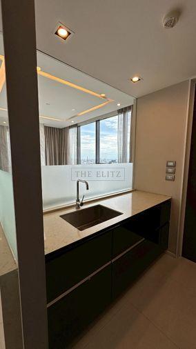 รูป ✨ Ultra-Luxury Flagship Residence Directly at BTS Surasak | Private Lift Hall for Every Unit in Sathorn CBD ✨ - รูปที่ 5/30