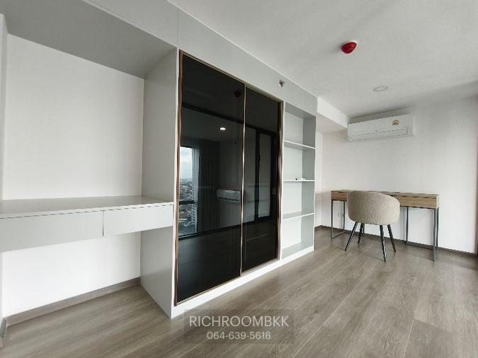 picture New 1 Bed plus Duplex with private home office & closed kitchen - 16/21