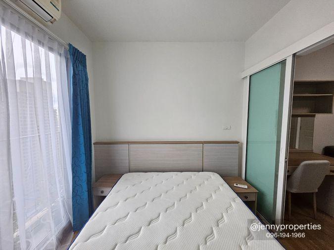 picture High Floor with River view , Renovated - 3/23