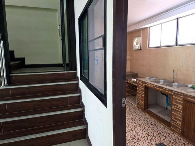 รูป HR3783ให้เช่าอาคารพาณิชย์ / ทาวน์โฮม 3 ชั้น โครงการ สุวรรณทาวน์โฮม (Suwan Townhome) ทำเลดี ซอยพหลโยธิน 54/1 - รูปที่ 11/35
