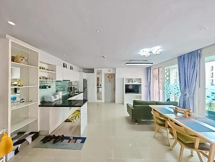 picture 2Bedroom Condo for Sale Atlantis Condo Resort Pattaya Pool View - 1/7