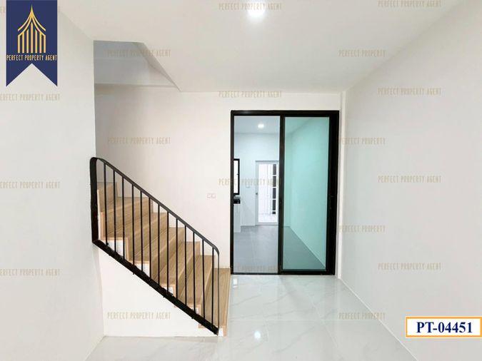 รูป ขายทาวน์โฮมดีไซน์ Modern พิพรพงษ์ วิภาวดีรังสิต 84 ดอนเมือง รีโนเวทใหม่พร้อมอยู่ - รูปที่ 6/21