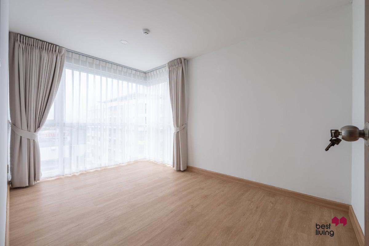 picture Metro Park Sathon Phase 1-4 Spacious Corner Unit Near Kalapapruek - 28/37