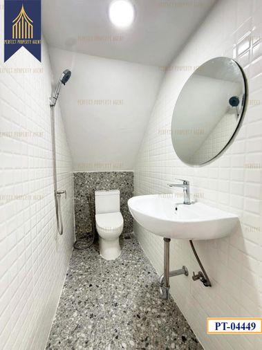 รูป ขายทาวน์โฮม 4 ชั้น รีโนเวทใหม่ทั้งหลัง สไตล์โมเดิร์น ทำเลดีปากเกร็ด  - รูปที่ 12/37