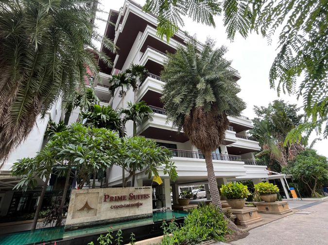 picture Prime Suites Condominium  Pattaya  - 2/36