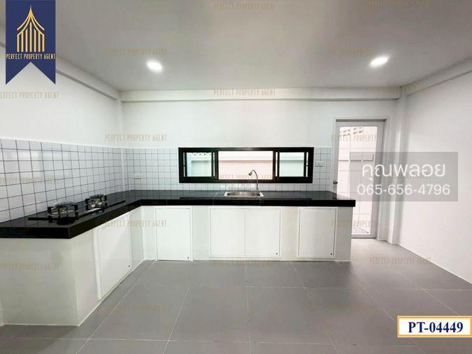 รูป ขายทาวน์โฮม 4 ชั้น รีโนเวทใหม่ทั้งหลัง สไตล์โมเดิร์น ทำเลดีปากเกร็ด - รูปที่ 9/37