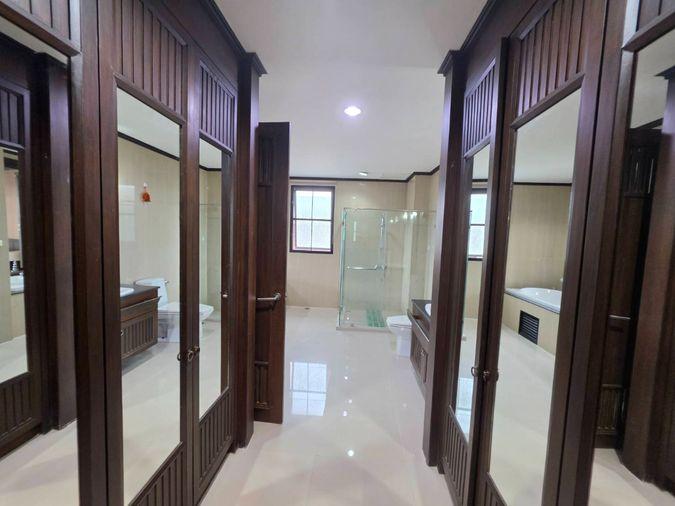 picture Prime Suites Condominium  Pattaya  - 28/36