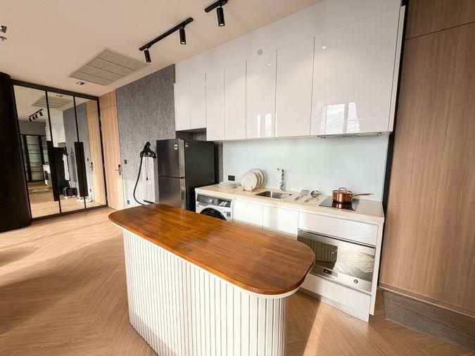 รูป Rare 1BR 70 sqm, Huge Living Room, High Floor, Unobstructed Views 60K! - รูปที่ 5/11