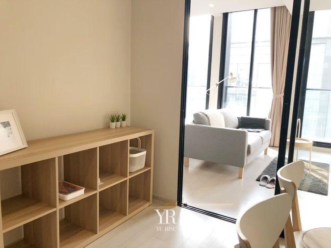 รูป Noble Ploenchit ห้องตกแต่งสวย งานบิ๊วอินท์เนี๊ยบ เฟอร์นิเจอร์และของถูกตกแต่งอย่างเป็นระเบียบ - รูปที่ 5/8