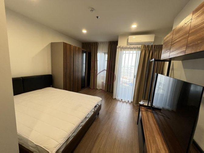 รูป คอนโดเช่าราคาถูก ใกล้บางหว้า The LIVIN Phetkasem เพียง 10,000/เดือน นัดชม 063-616-5390 - รูปที่ 1/6