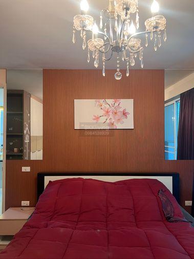 picture Spacious one bedroom, large living area, 56 sqm - 30/36