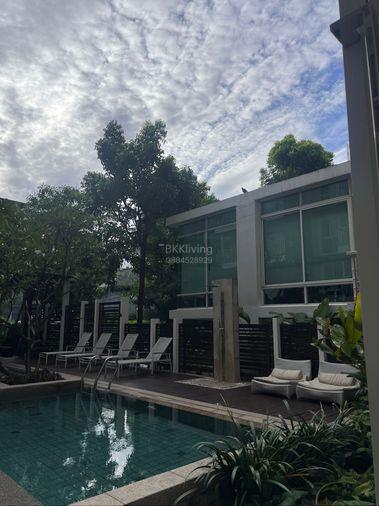 picture Spacious one bedroom, large living area, 56 sqm - 35/36