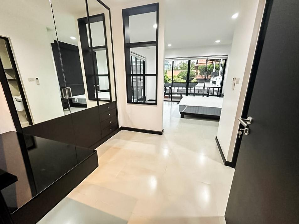 รูป 4 Bedroom Private Pool Villa for Rent Pratumnak Pattaya - รูปที่ 18/26