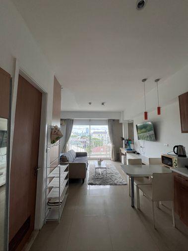 picture Nice view, spacious studio 38.6 sqm, high floor  - 2/28