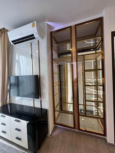 รูป The Address Siam-Ratchathewi ขาย ห้องDuplex ตกแต่งโทน Luxury ผนังลายหินอ่อน เฟอร์นิเจอร์เรียงรายพร้อมใช้งาน - รูปที่ 7/9