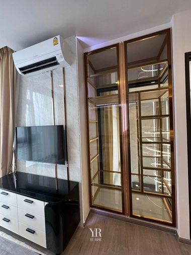รูป The Address Siam-Ratchathewi ขาย ห้องDuplex ตกแต่งโทน Luxury ผนังลายหินอ่อน เฟอร์นิเจอร์เรียงรายพร้อมใช้งาน - รูปที่ 7/9