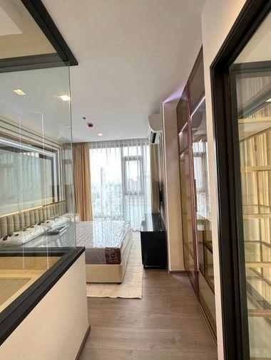รูป The Address Siam-Ratchathewi ขาย ห้องDuplex ตกแต่งโทน Luxury ผนังลายหินอ่อน เฟอร์นิเจอร์เรียงรายพร้อมใช้งาน - รูปที่ 4/9