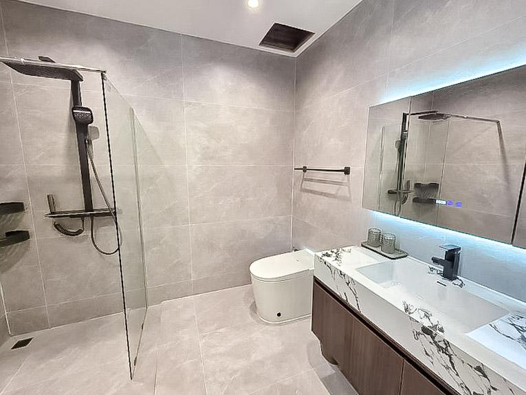 รูป High End House for Sale Thepprasit Pattaya 6Bed Private Pool - รูปที่ 11/14