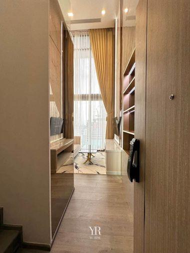 รูป The Address Siam-Ratchathewi ขาย ห้องDuplex ตกแต่งโทน Luxury ผนังลายหินอ่อน เฟอร์นิเจอร์เรียงรายพร้อมใช้งาน - รูปที่ 8/9