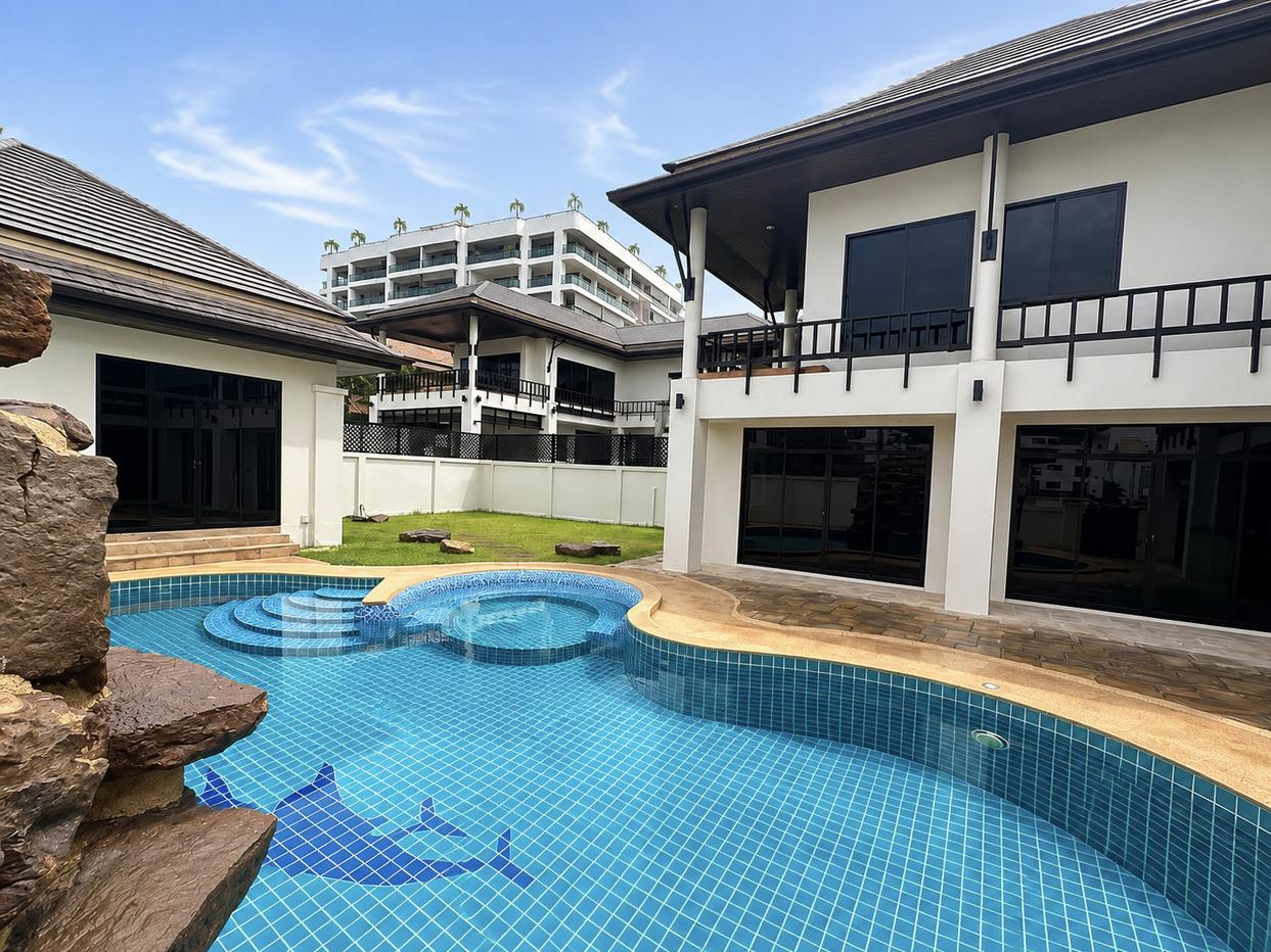 รูป 4 Bedroom Private Pool Villa for Rent Pratumnak Pattaya - รูปที่ 2/26
