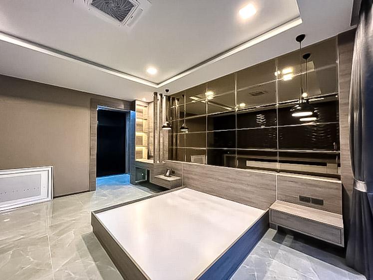 picture Luxury House for Sale Thung Klom Tan Man 5Bed Private Pool - 11/12
