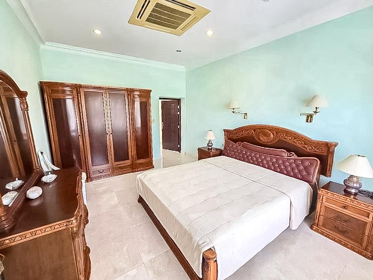 picture High End House for Sale Thung Klom Tan Man 4Bed Private Pool - 15/17