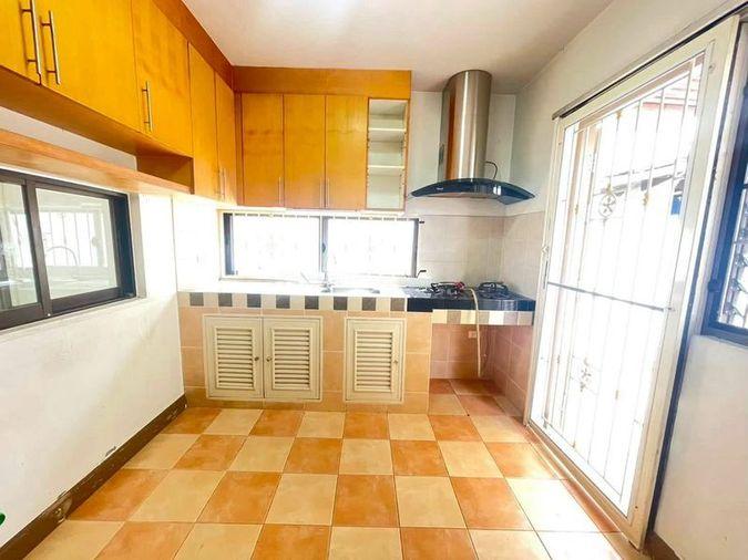 รูป  ขายด่วน! บ้านเดี่ยวโครงการบ้านคันทรีปาร์ค 3 บางแสน ทำเลน่าอยู่ - รูปที่ 15/17