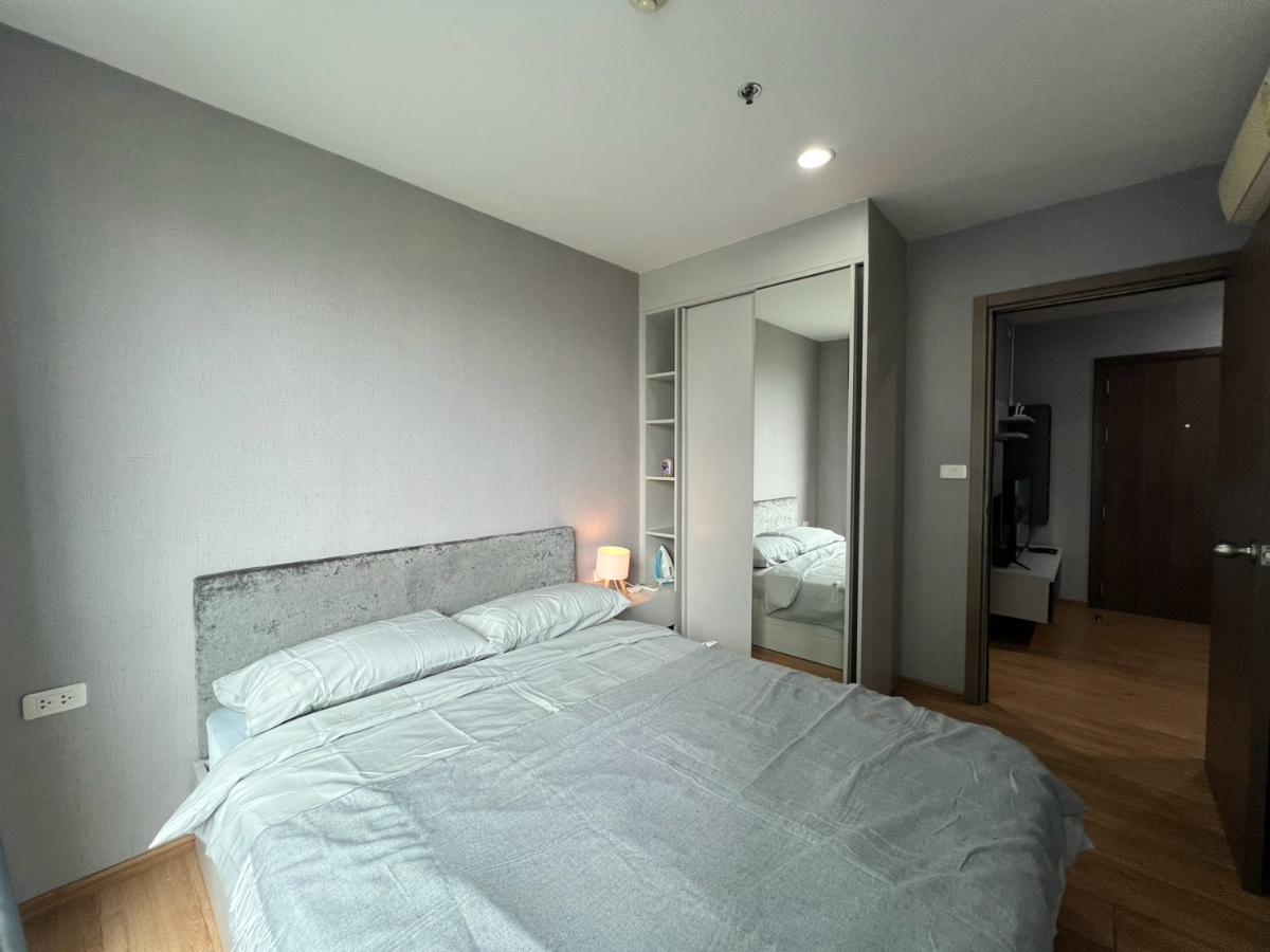 picture The Base Sukhumvit 77 condo, near BTS On Nut, with pool view. - 4/17
