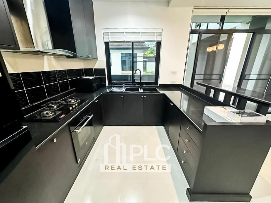 รูป 4 Bedroom Private Pool Villa for Rent Pratumnak Pattaya - รูปที่ 9/26